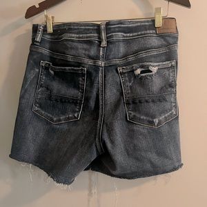 American Eagle Next Level Stretch distressed shorts in dark wash. Size 14.